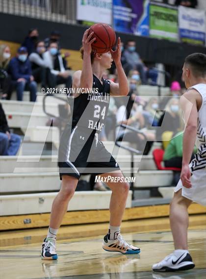 Thumbnail 2 in Cottonwood vs. Highland photogallery.