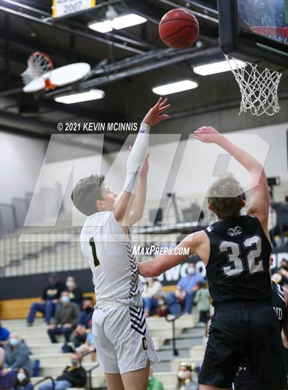 Thumbnail 3 in Cottonwood vs. Highland photogallery.