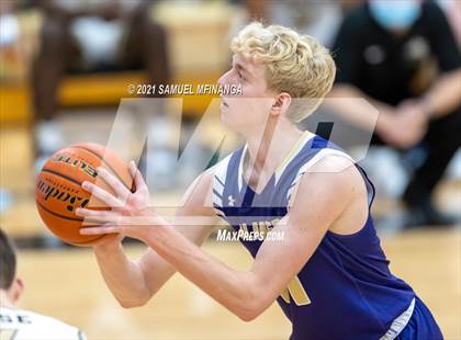 Thumbnail 2 in Grand Island @ Lincoln Southeast photogallery.