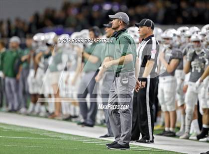 Thumbnail 2 in Prosper vs. Longview (UIL 6A Division 2 Region 2 Area) photogallery.