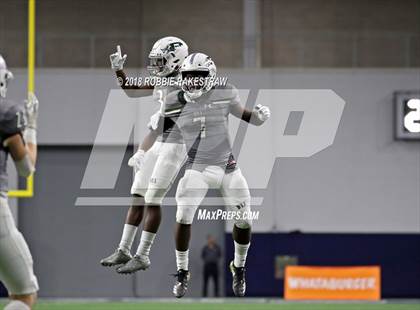 Thumbnail 2 in Prosper vs. Longview (UIL 6A Division 2 Region 2 Area) photogallery.