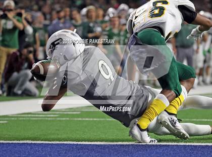 Thumbnail 2 in Prosper vs. Longview (UIL 6A Division 2 Region 2 Area) photogallery.