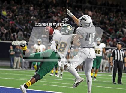 Thumbnail 1 in Prosper vs. Longview (UIL 6A Division 2 Region 2 Area) photogallery.
