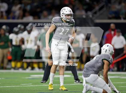 Thumbnail 1 in Prosper vs. Longview (UIL 6A Division 2 Region 2 Area) photogallery.