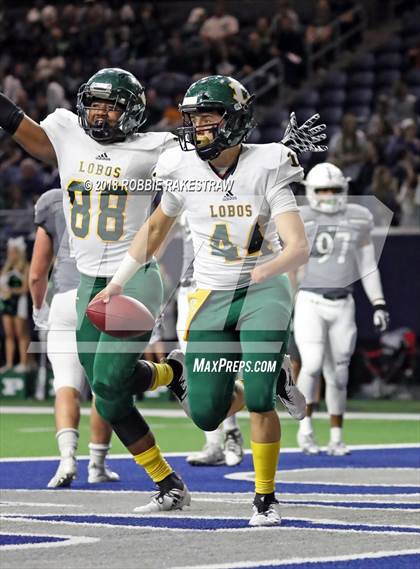Thumbnail 2 in Prosper vs. Longview (UIL 6A Division 2 Region 2 Area) photogallery.