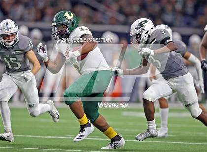 Thumbnail 3 in Prosper vs. Longview (UIL 6A Division 2 Region 2 Area) photogallery.