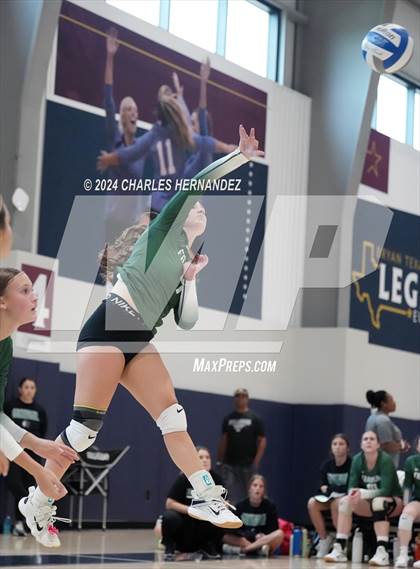 Thumbnail 3 in Magnolia West vs. Franklin (Legends Invitational) photogallery.