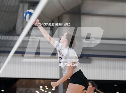 Thumbnail 1 in Magnolia West vs. Franklin (Legends Invitational) photogallery.
