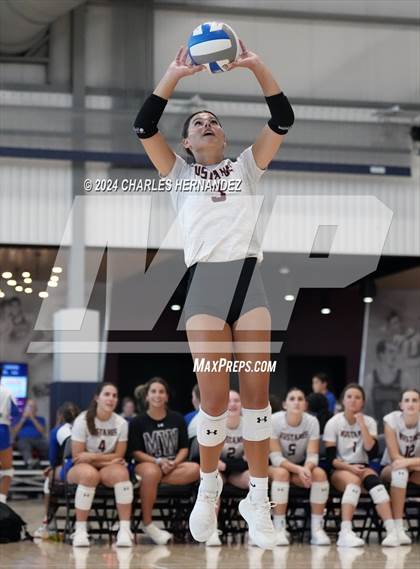 Thumbnail 1 in Magnolia West vs. Franklin (Legends Invitational) photogallery.