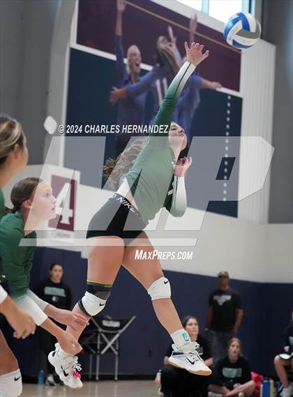 Thumbnail 2 in Magnolia West vs. Franklin (Legends Invitational) photogallery.