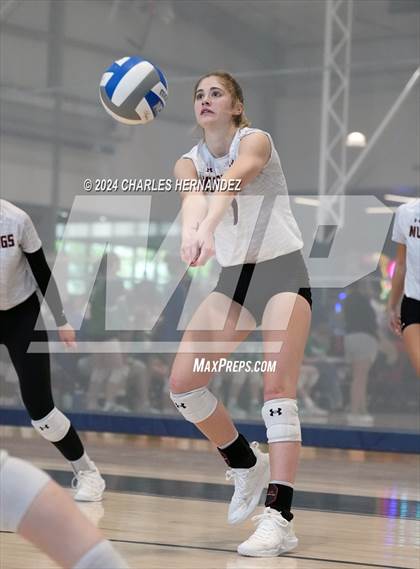 Thumbnail 2 in Magnolia West vs. Franklin (Legends Invitational) photogallery.