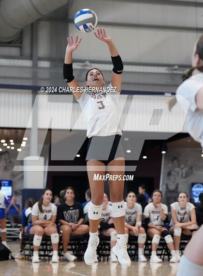 Thumbnail 3 in Magnolia West vs. Franklin (Legends Invitational) photogallery.