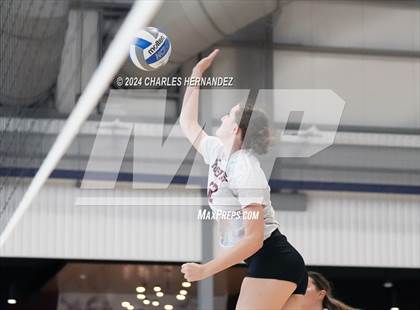 Thumbnail 3 in Magnolia West vs. Franklin (Legends Invitational) photogallery.