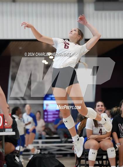Thumbnail 1 in Magnolia West vs. Franklin (Legends Invitational) photogallery.