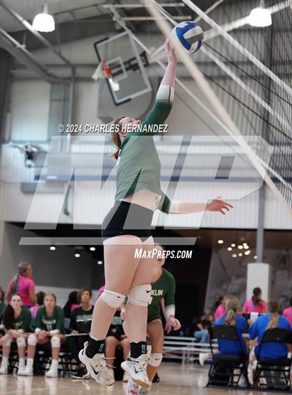 Thumbnail 1 in Magnolia West vs. Franklin (Legends Invitational) photogallery.