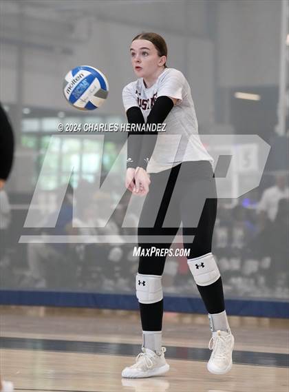 Thumbnail 3 in Magnolia West vs. Franklin (Legends Invitational) photogallery.