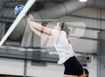 Thumbnail 3 in Magnolia West vs. Franklin (Legends Invitational) photogallery.