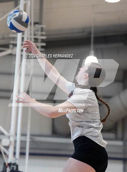 Thumbnail 2 in Magnolia West vs. Franklin (Legends Invitational) photogallery.