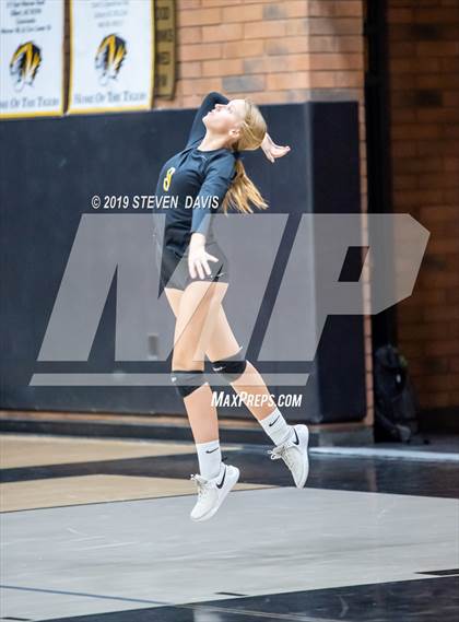 Thumbnail 2 in Maricopa vs Gilbert photogallery.
