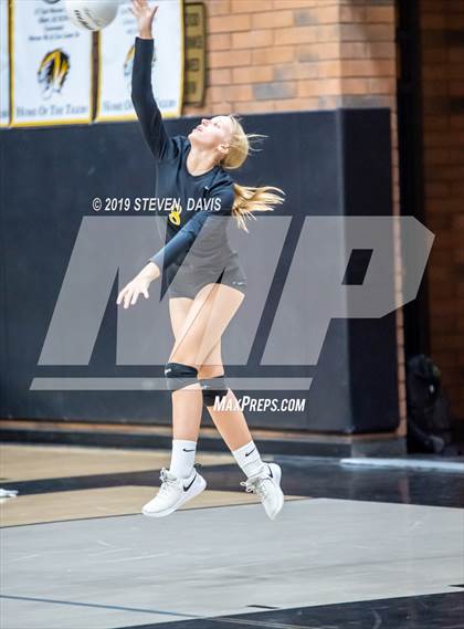 Thumbnail 3 in Maricopa vs Gilbert photogallery.