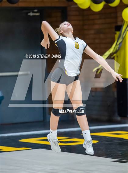Thumbnail 3 in Maricopa vs Gilbert photogallery.