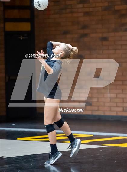 Thumbnail 1 in Maricopa vs Gilbert photogallery.