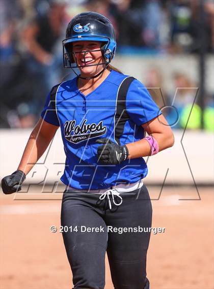 Thumbnail 2 in Fossil Ridge vs Grandview (CHSAA 5A Championship) photogallery.