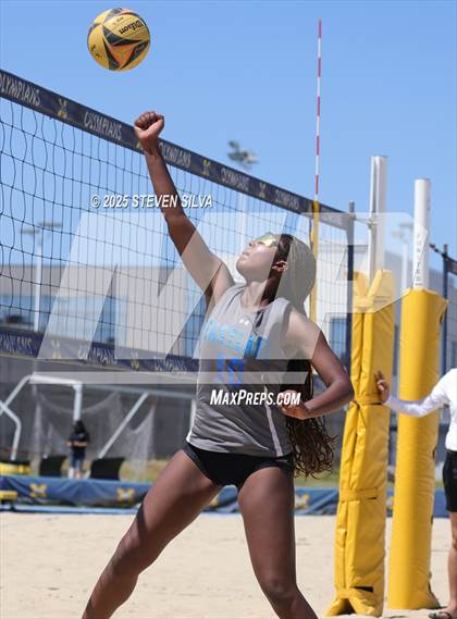 Thumbnail 1 in Canyon Crest Academy vs. Eastlake (CIF SDS Division 2 Final) photogallery.