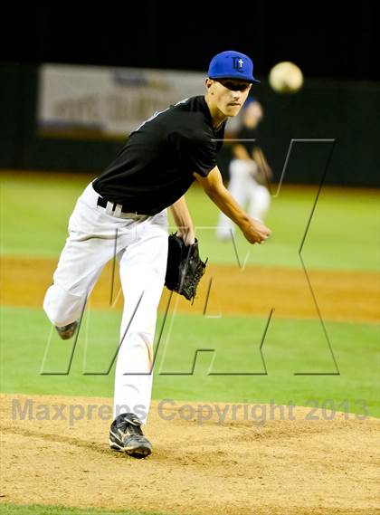 Thumbnail 2 in Desert Christian vs. Phoenix Christian (AIA D4 Final) photogallery.