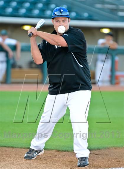 Thumbnail 3 in Desert Christian vs. Phoenix Christian (AIA D4 Final) photogallery.