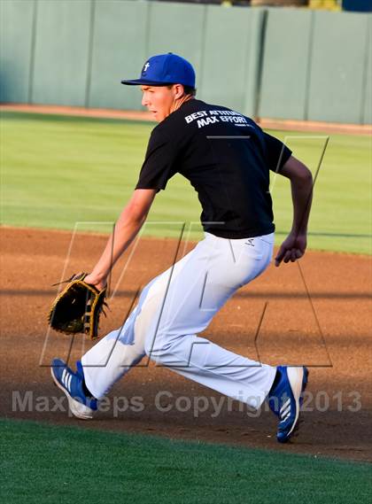 Thumbnail 1 in Desert Christian vs. Phoenix Christian (AIA D4 Final) photogallery.