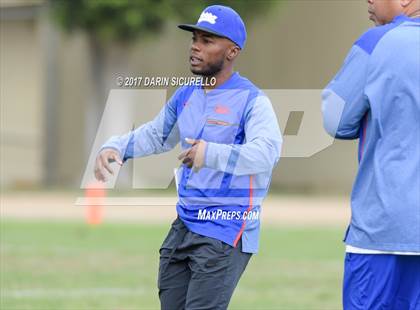 Thumbnail 2 in Long Beach Poly @ Serra photogallery.