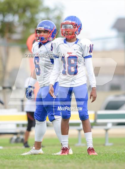 Thumbnail 2 in Long Beach Poly @ Serra photogallery.