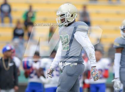 Thumbnail 1 in Long Beach Poly @ Serra photogallery.