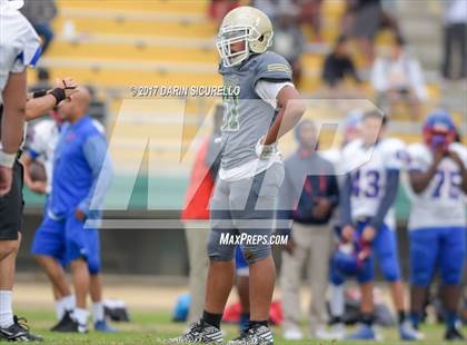 Thumbnail 1 in Long Beach Poly @ Serra photogallery.