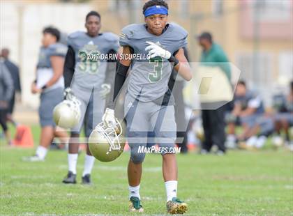Thumbnail 2 in Long Beach Poly @ Serra photogallery.