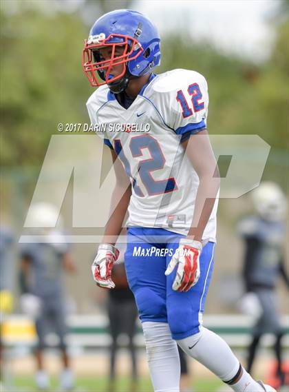 Thumbnail 1 in Long Beach Poly @ Serra photogallery.