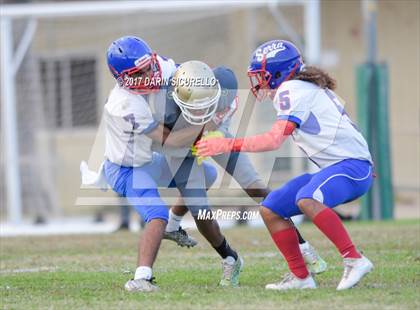 Thumbnail 2 in Long Beach Poly @ Serra photogallery.