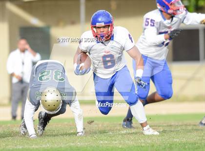 Thumbnail 1 in Long Beach Poly @ Serra photogallery.