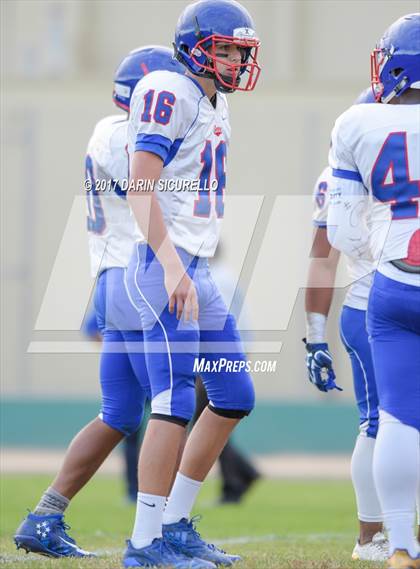Thumbnail 2 in Long Beach Poly @ Serra photogallery.
