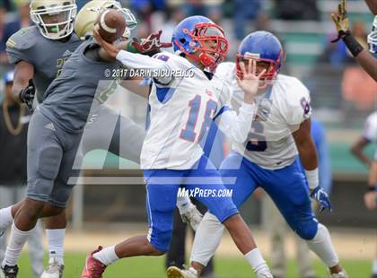 Thumbnail 1 in Long Beach Poly @ Serra photogallery.