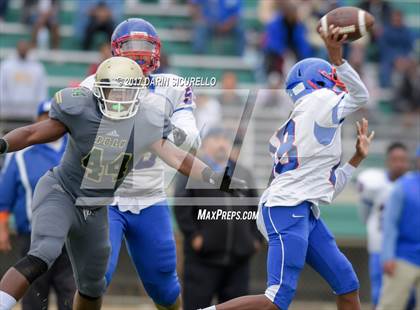 Thumbnail 1 in Long Beach Poly @ Serra photogallery.