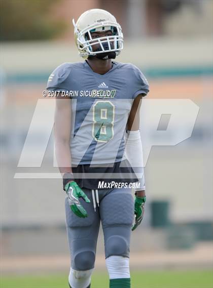 Thumbnail 1 in Long Beach Poly @ Serra photogallery.