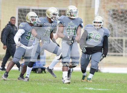 Thumbnail 1 in Long Beach Poly @ Serra photogallery.