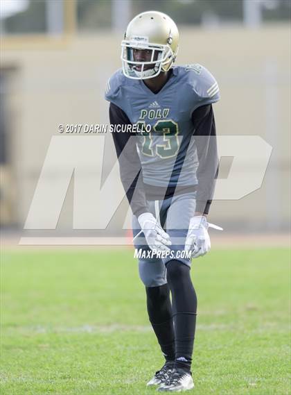 Thumbnail 1 in Long Beach Poly @ Serra photogallery.