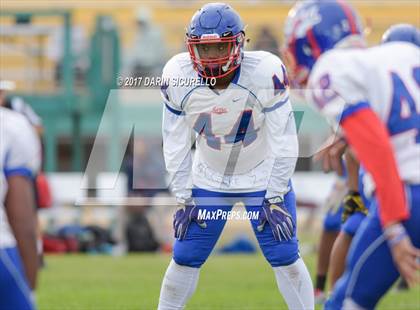 Thumbnail 2 in Long Beach Poly @ Serra photogallery.