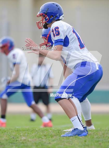 Thumbnail 1 in Long Beach Poly @ Serra photogallery.
