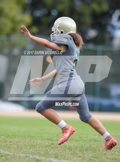 Thumbnail 1 in Long Beach Poly @ Serra photogallery.
