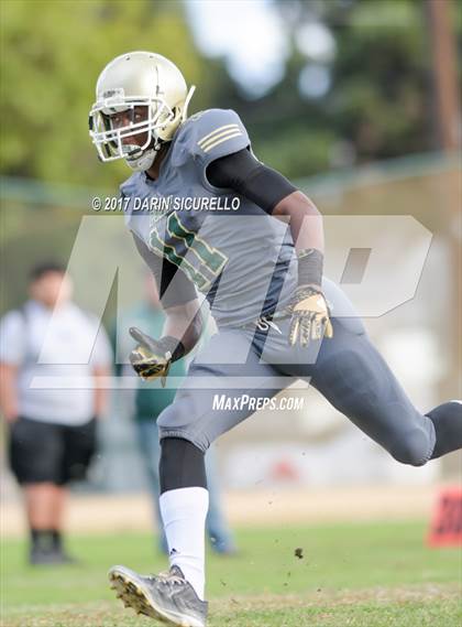 Thumbnail 1 in Long Beach Poly @ Serra photogallery.