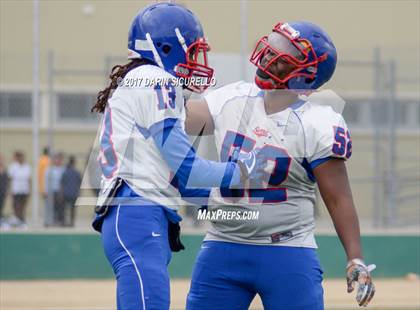 Thumbnail 2 in Long Beach Poly @ Serra photogallery.